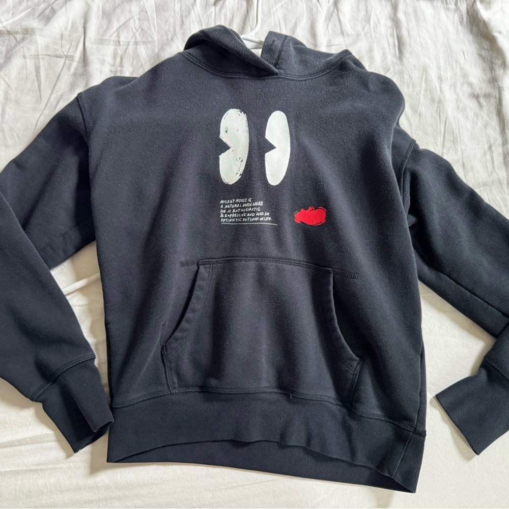 Uniqlo Disney Black and White Graphic Sweatshirt